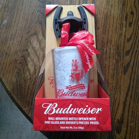 Budweiser Other - Budweiser gift set